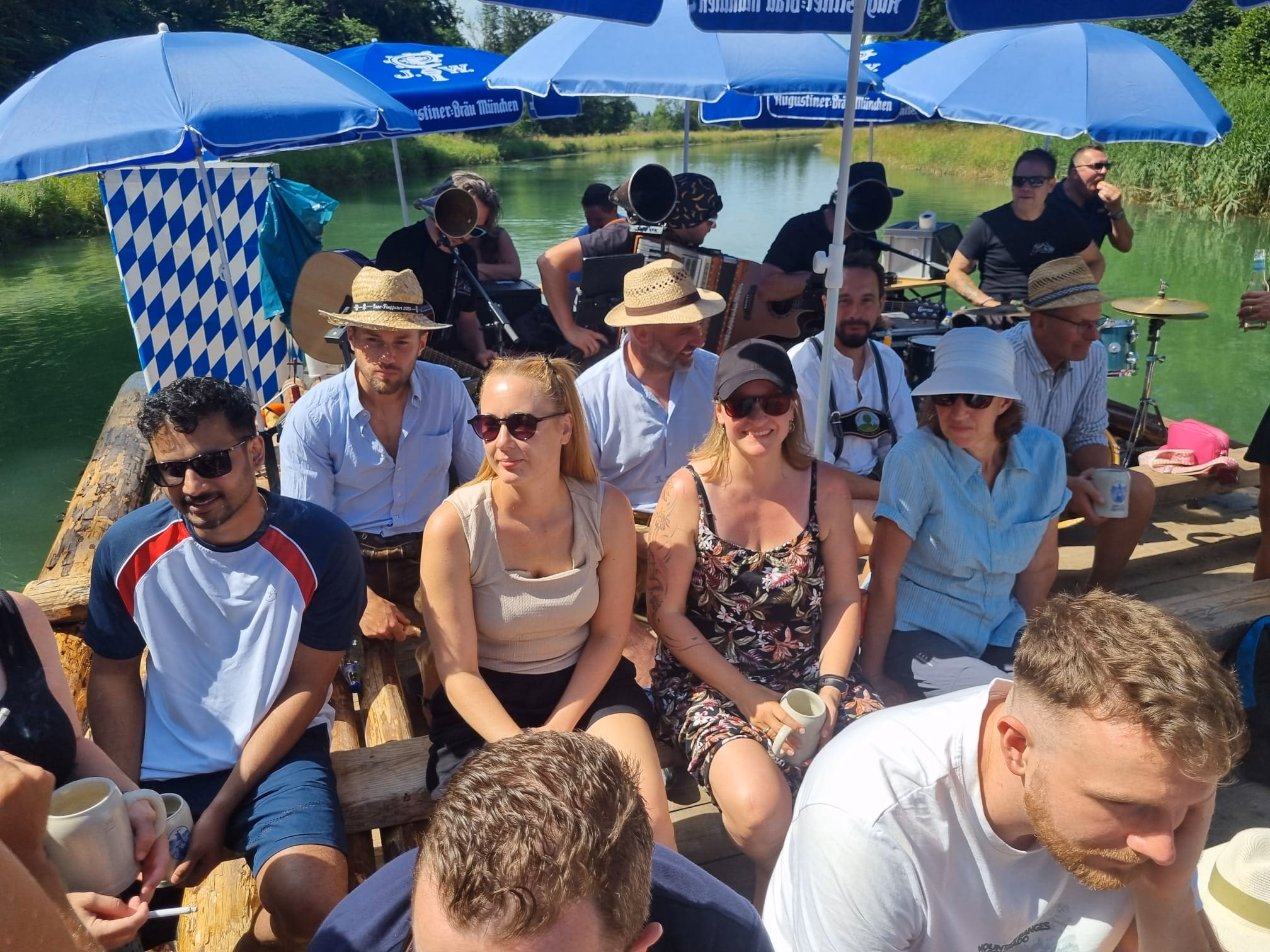 Teammoment bei Pflege mit Herz